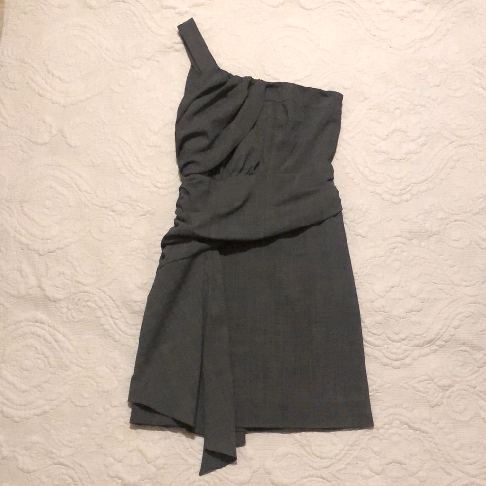 NWOT- Incredible Asymmetric Nicole Miller One Shoulder Dress 6